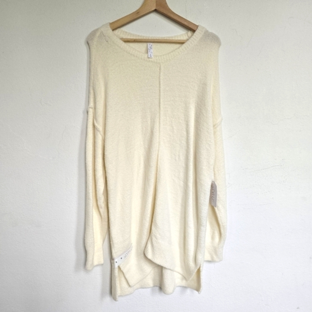 NWT Stylus Gardenia Cream Soft Knit Oversize Crewneck Sweater M